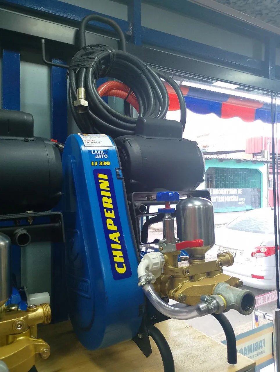 LAVADORA DE ALTA PRESSÃO 2.0CV 127/220V C.CARRINHO COMPLETO CHIAPERINE