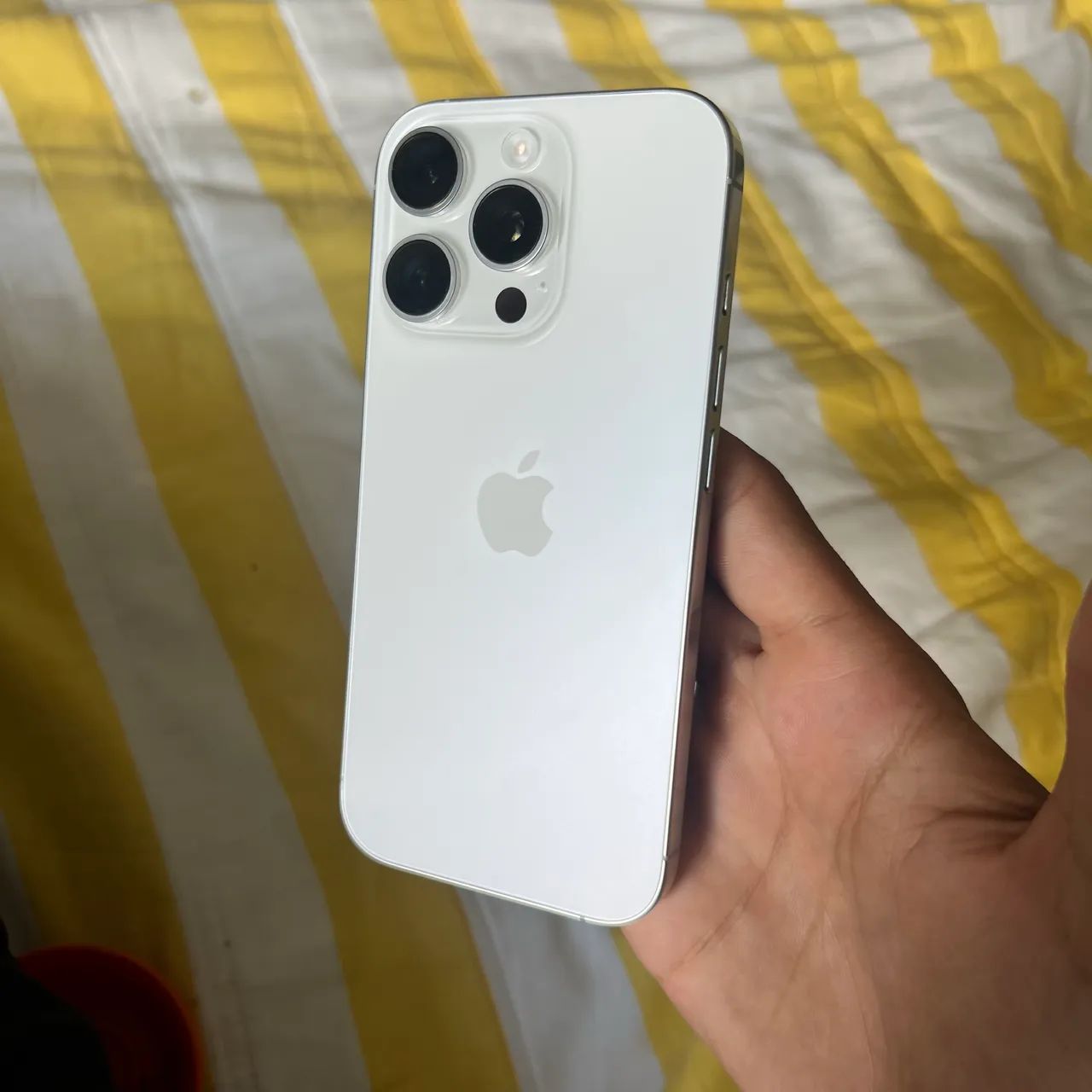 iPhone 16 Pro 128gb - 100% bateria - Celulares e Smartphones