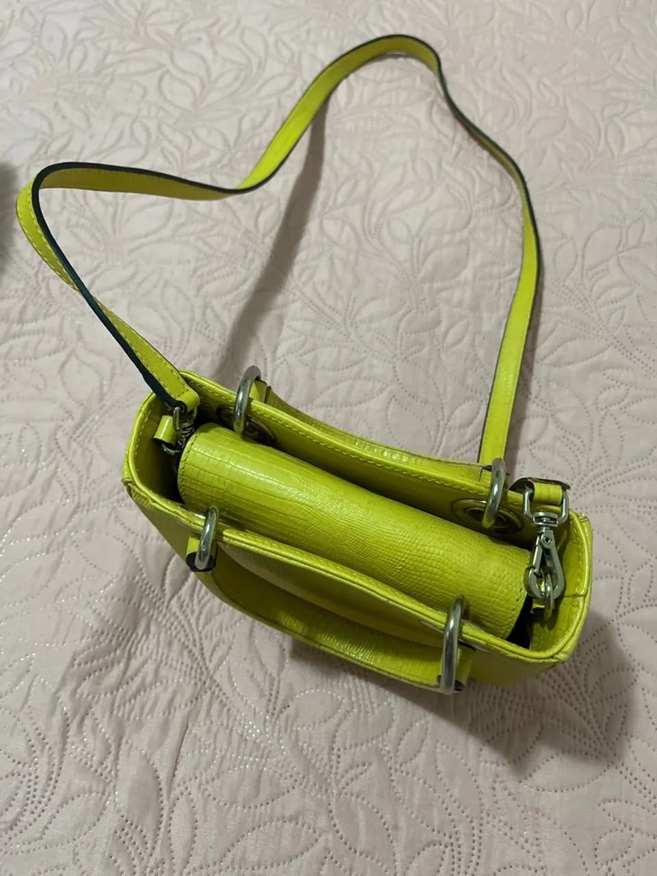 Bolsa de ombro e mão AREZZO  - Foto 2