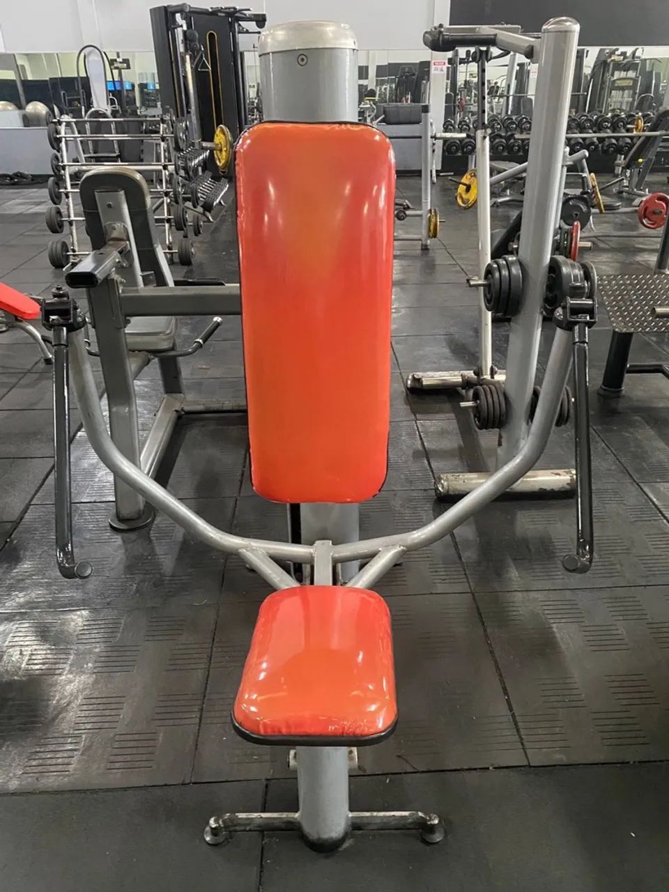 Aparelho de Musculação para Peito