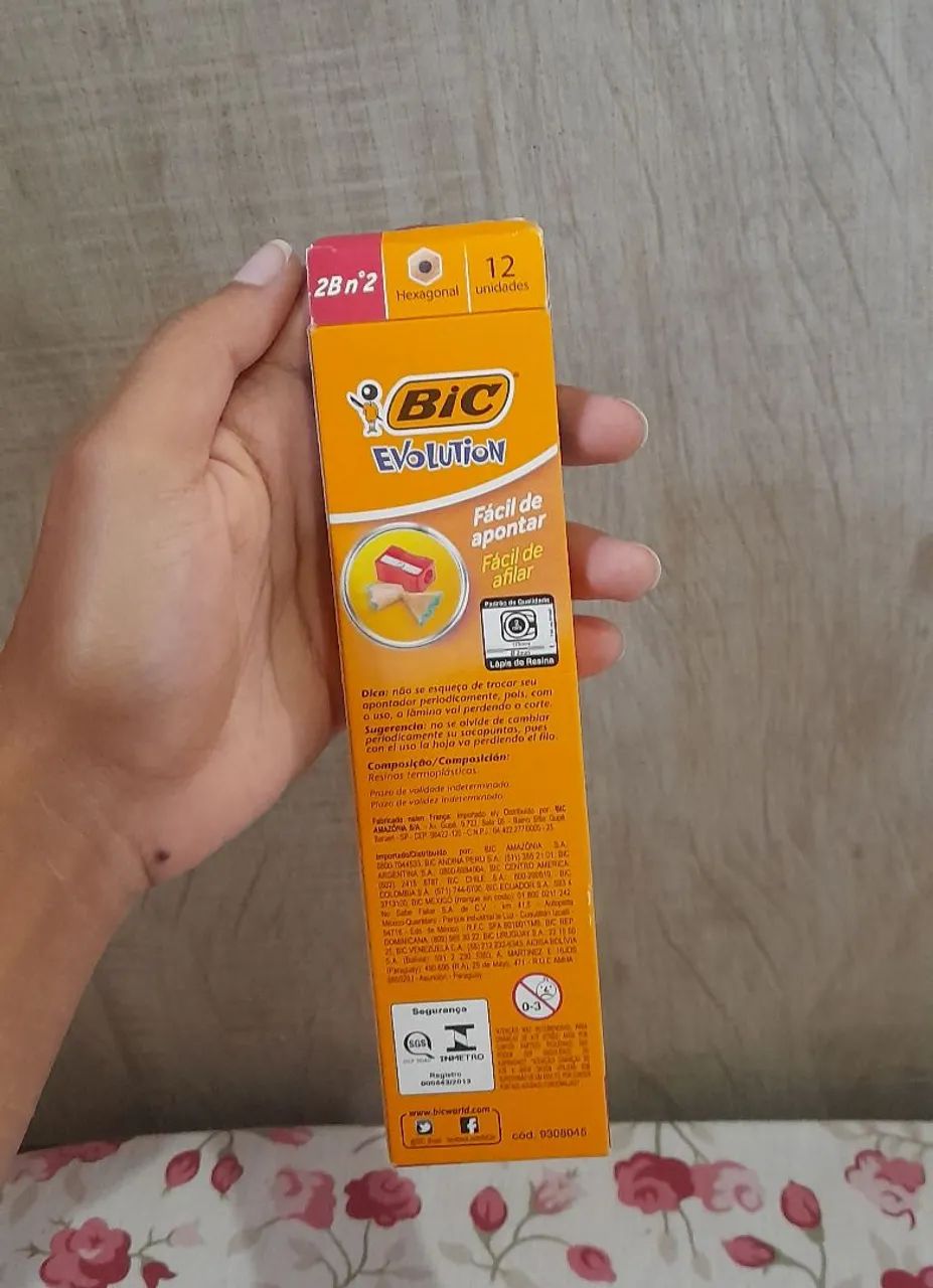 Caixa de Lápis com Ponta Resistente - BIC Evolution64584360132610121
