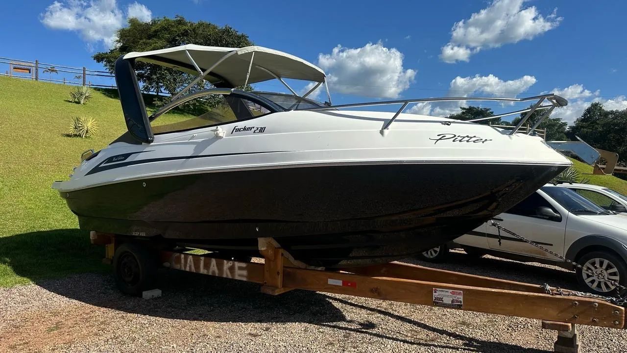 Lancha Facker 230 - Impecável