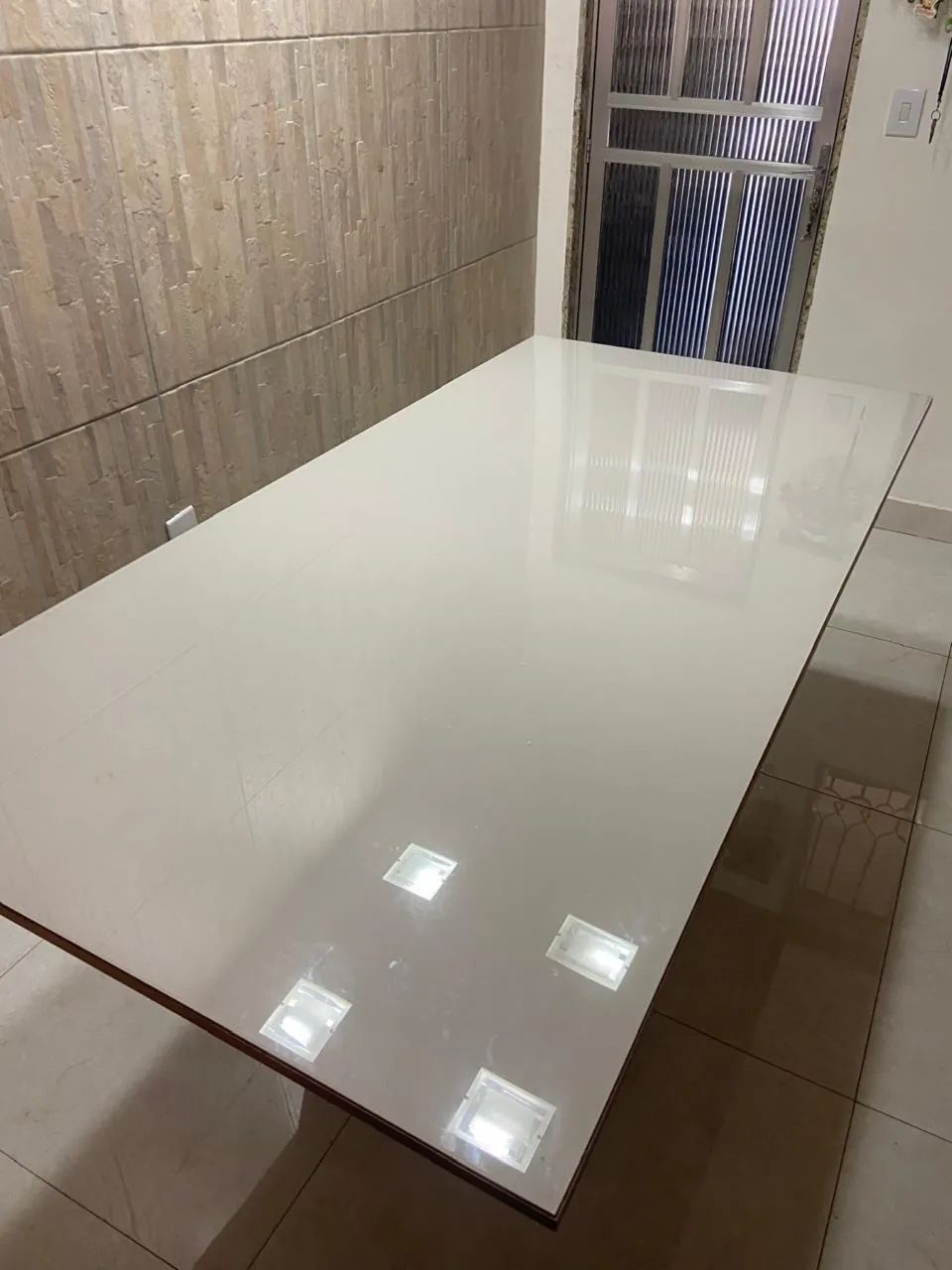 Mesa com 6 cadeiras 64341728459523121