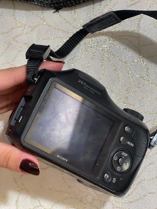 Câmera Digital Sony Cyber-shot DSC-H200 - Foto 2