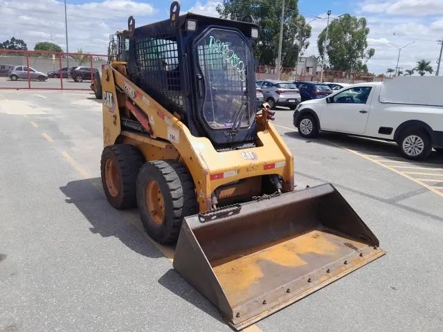 Minicarregadeira CAT 226 - Foto 5