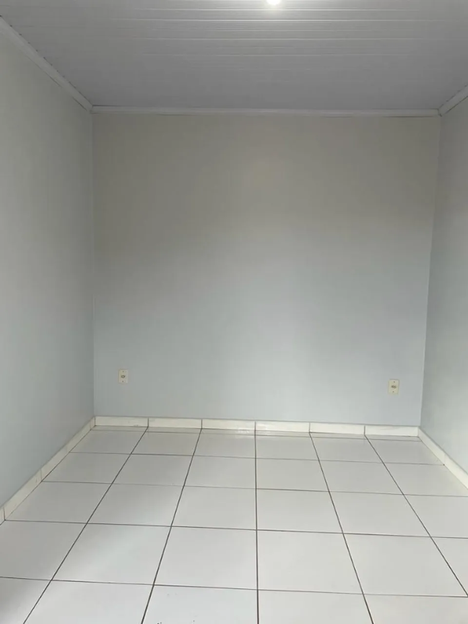 Alugo kits com, qto, sala, coz., banheiro, área serviço, no setor de mansoes sobr 2