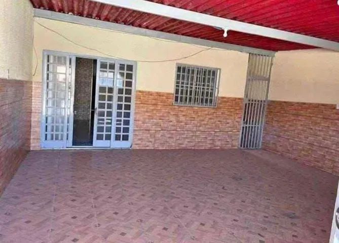VENDENDO ESSA CASA NO BAIRRO PETRÓPOLIS COM PONTO DE REFERENCIA BAR COBIÇA BEER - CASA VAZ - Foto 2