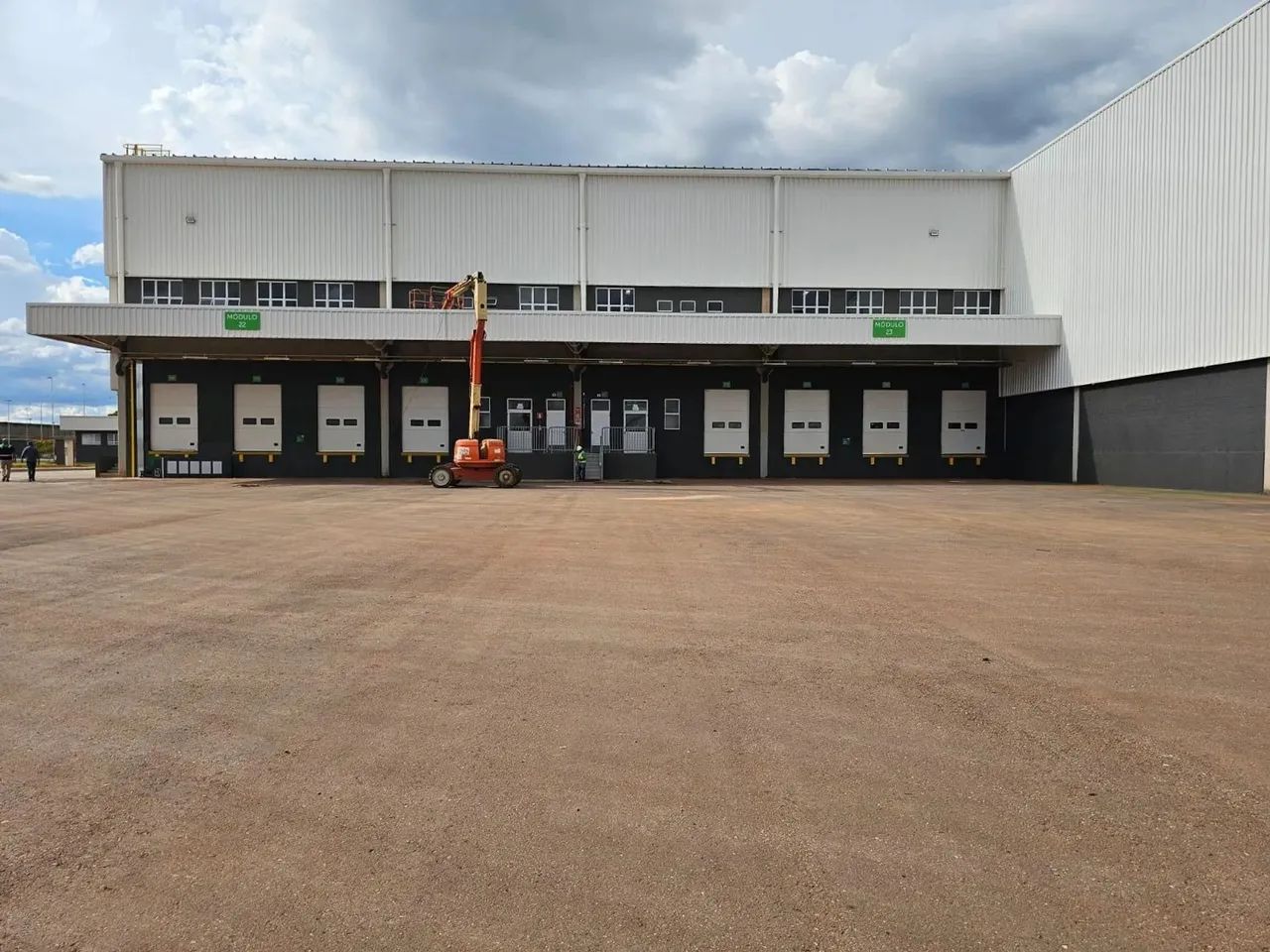 Galpão Logístico para locação com 1.824m² de ABL, 04 docas, Pé direito 12 mts, em Goiânia  - Foto 7