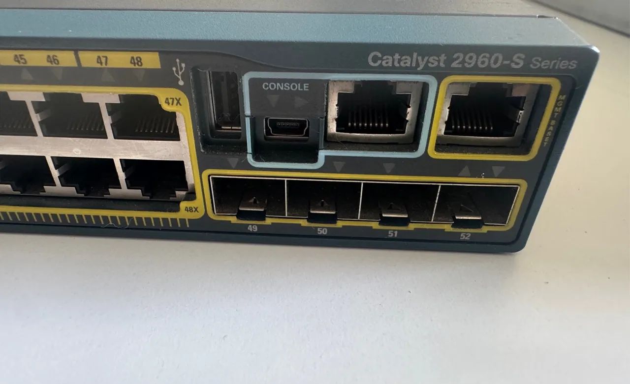 Switch Cisco Catalyst 2960-S - 48 portas 1GB + 4 portas SFP - Foto 2