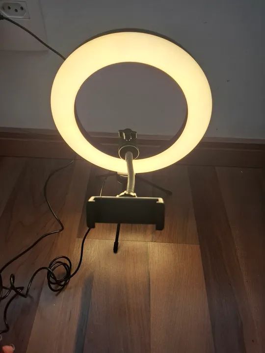 Ring Light com apoio para celular - Foto 6