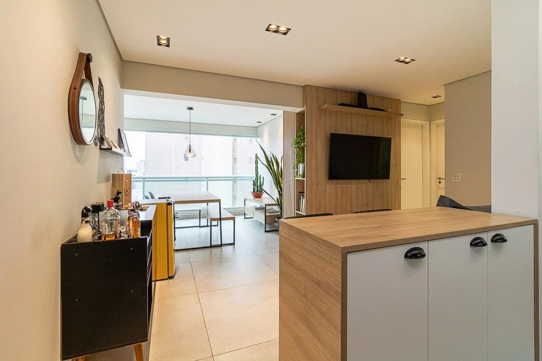 Apartamento tipo para venda com 2 quartos, sendo 1 suíte, 68m² - Foto 2