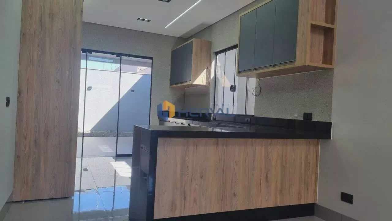 (Aceita troca) Casa com 3 dormitórios à venda, 129 m² por R$ 750.000 - Jardim Oriental - M