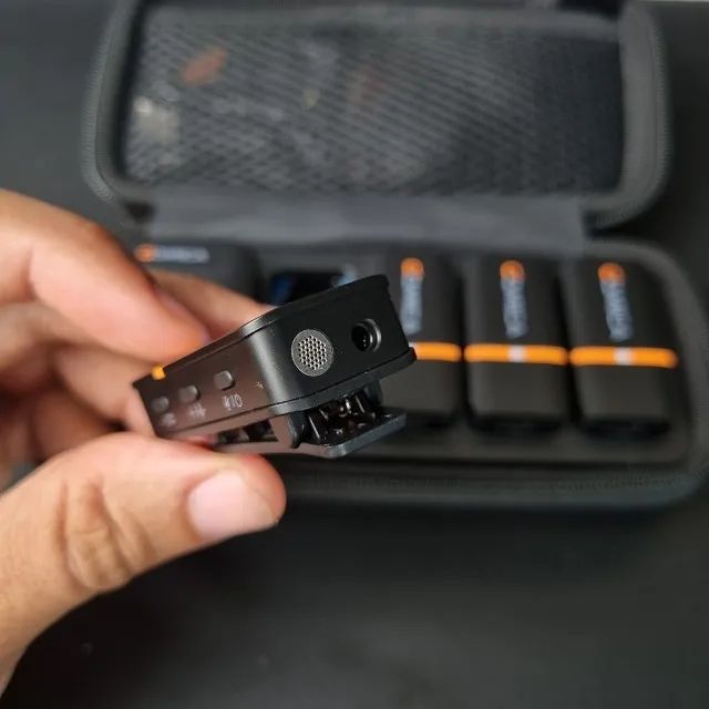 Microfone de Lapela Quádruplo Sem Fio - Comica Vimo Q - Foto 4