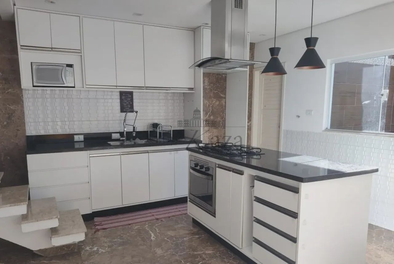 Casa Sobrado - Jardim Nova Flórida - 5 Dormitórios - 180m².