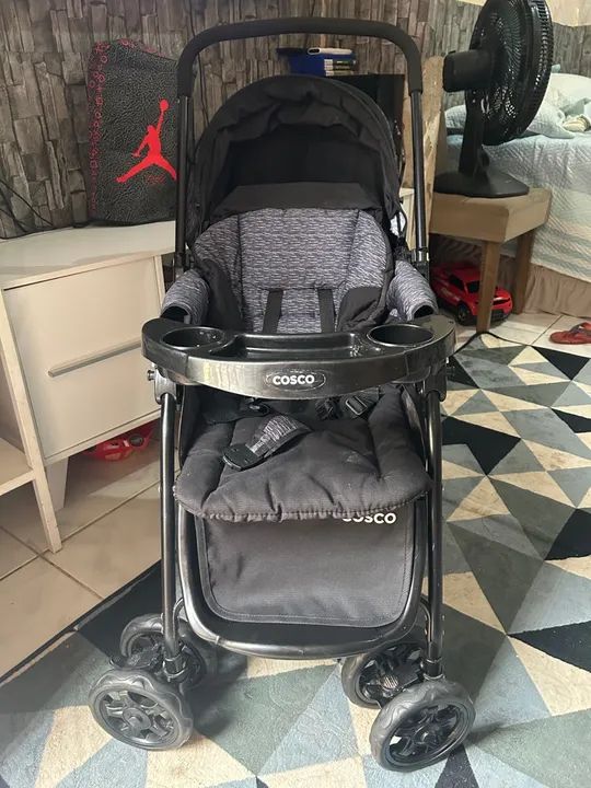 Carrinho de Bebê Cosco Preto
