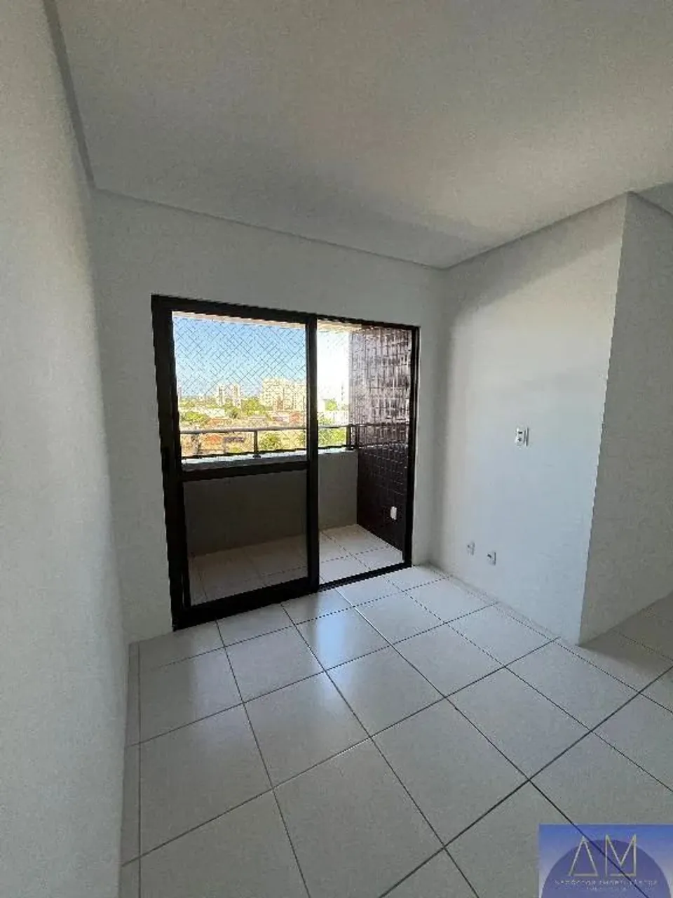Apartamento à Venda em Encruzilhada