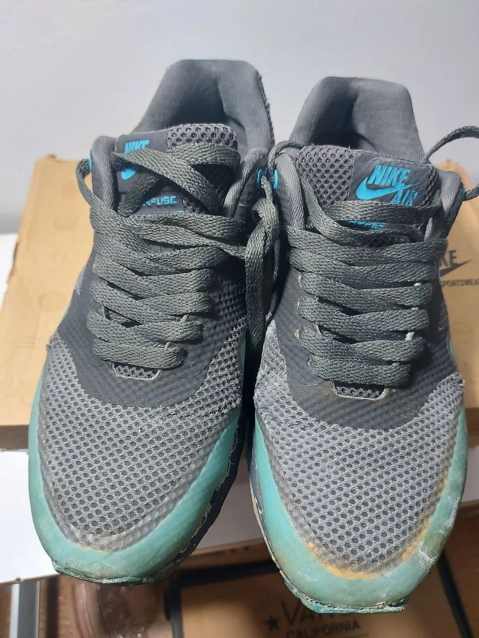 lebron james rookie nike contract