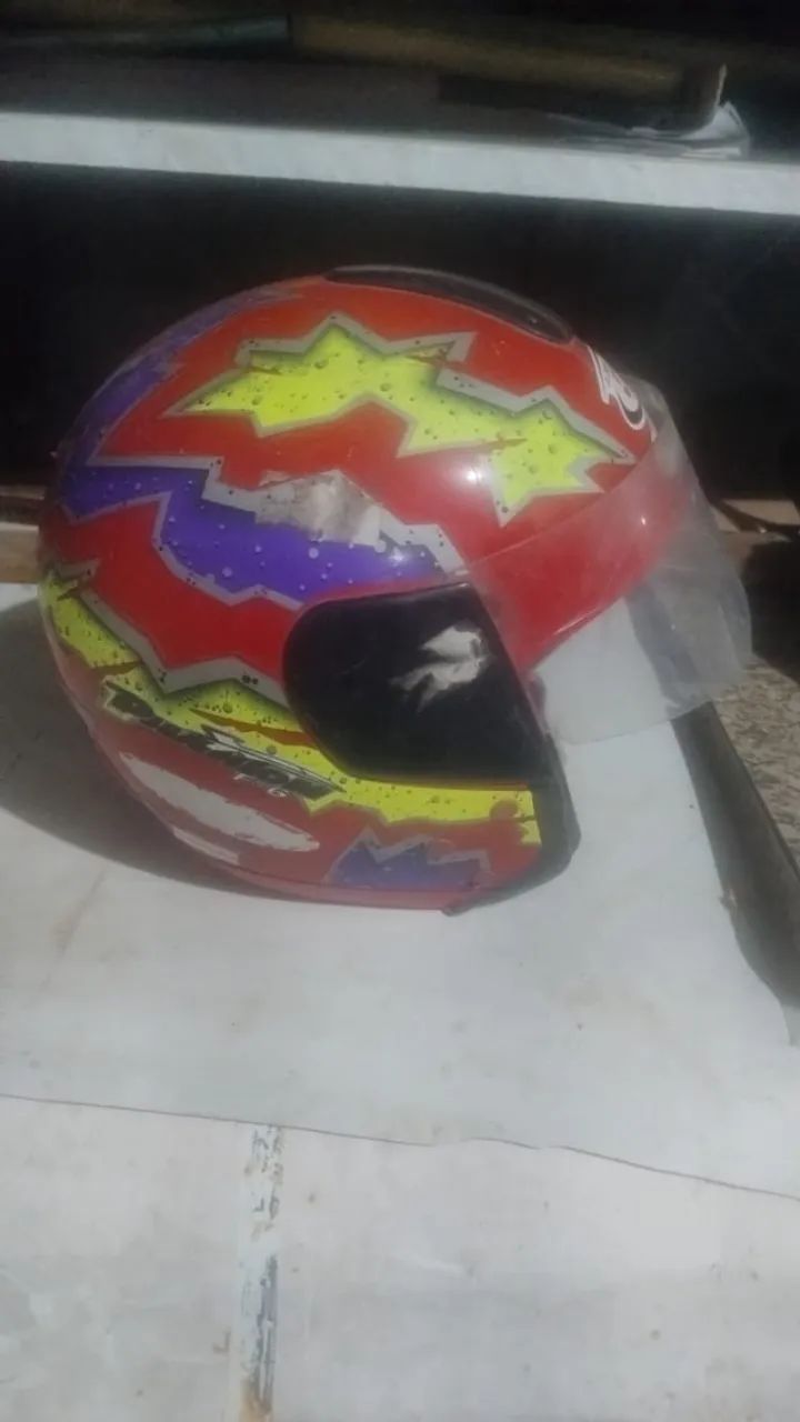 Capacetes variados - R$ 70 cada unidade - Foto 4