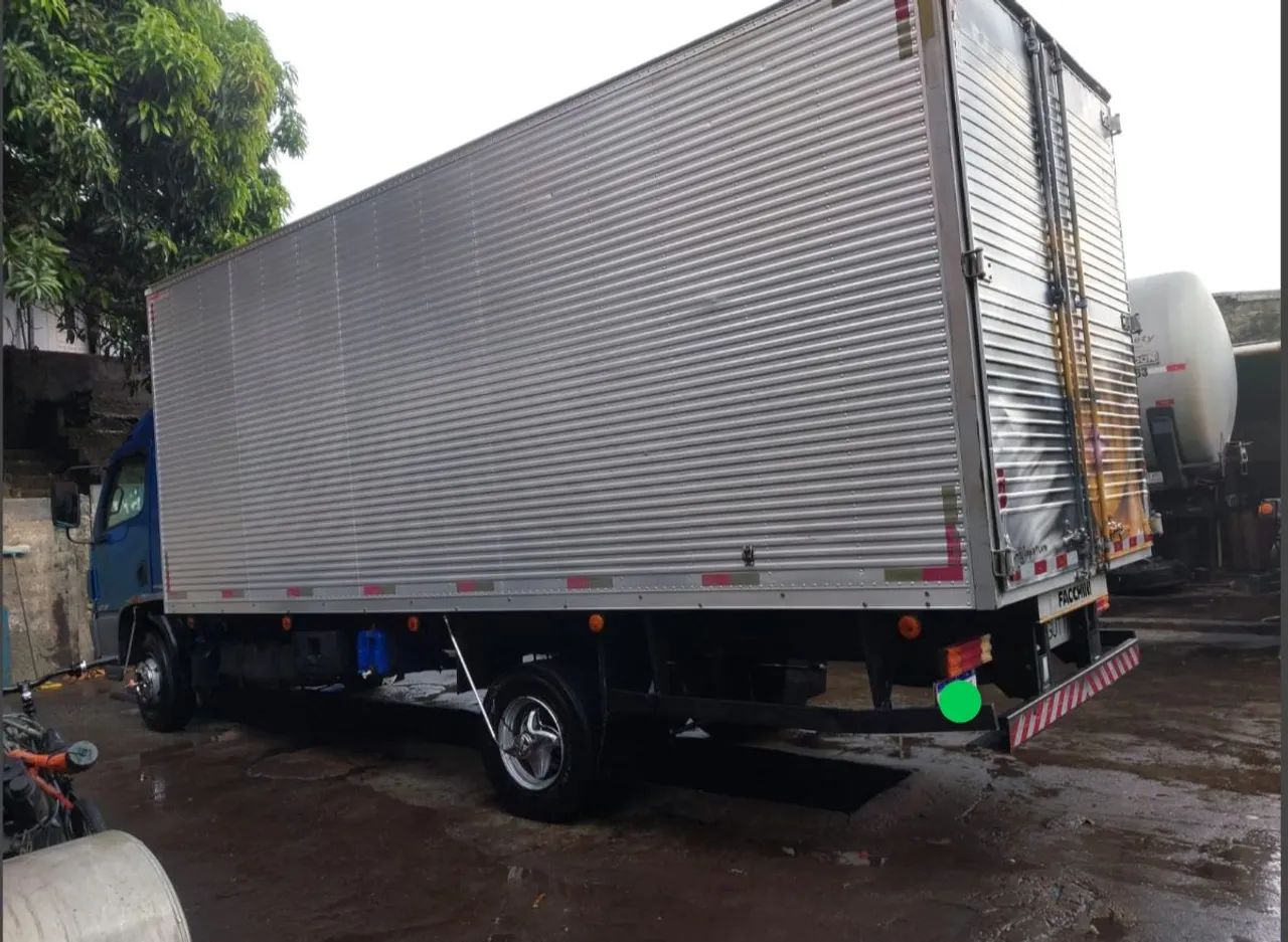 Mercedes-Benz Accelo 1016 - Foto 9