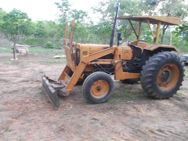 trator valmet 85ID com lâmina. - Foto 4