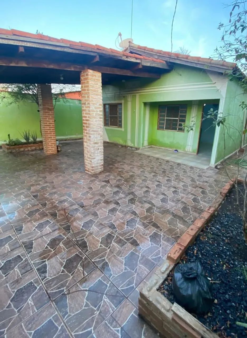 CASA A VENDA EM BENEVIDES 