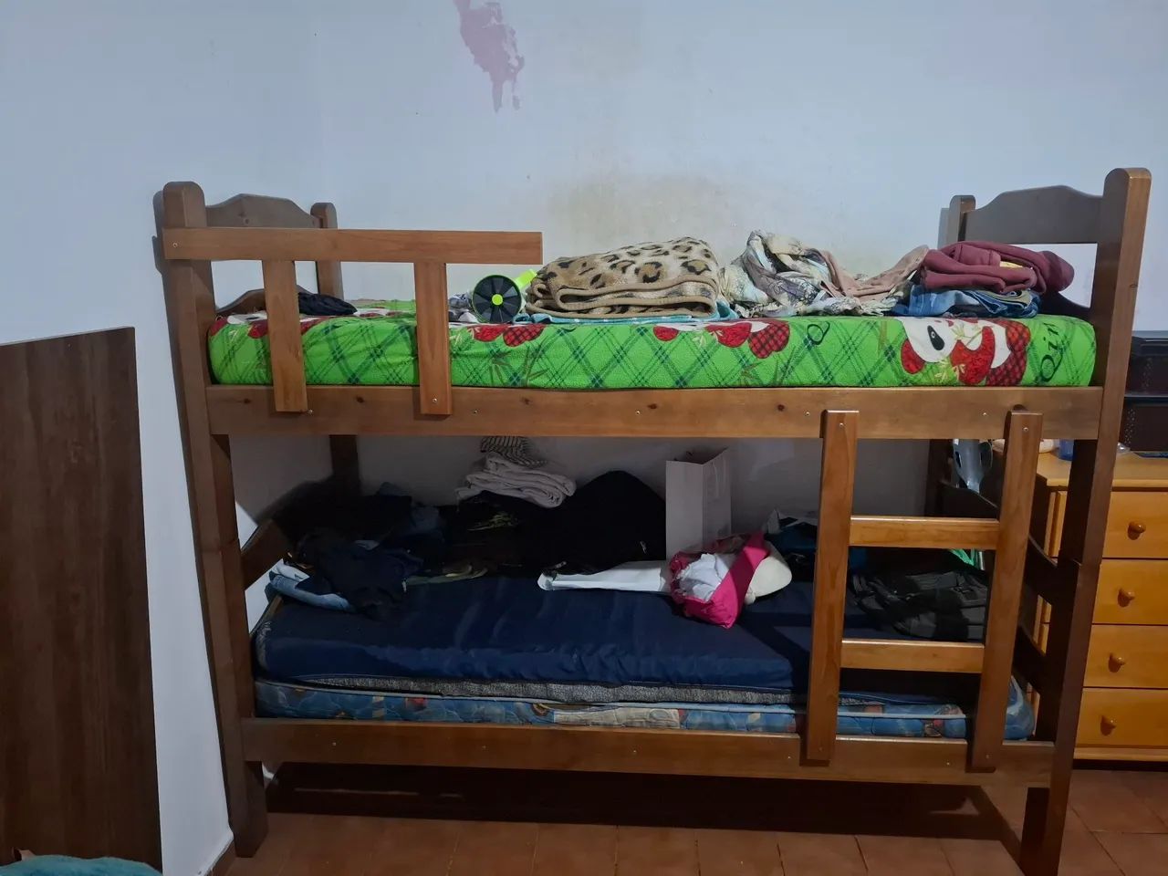 Beliche de madeira em ótimo estado - Foto 2