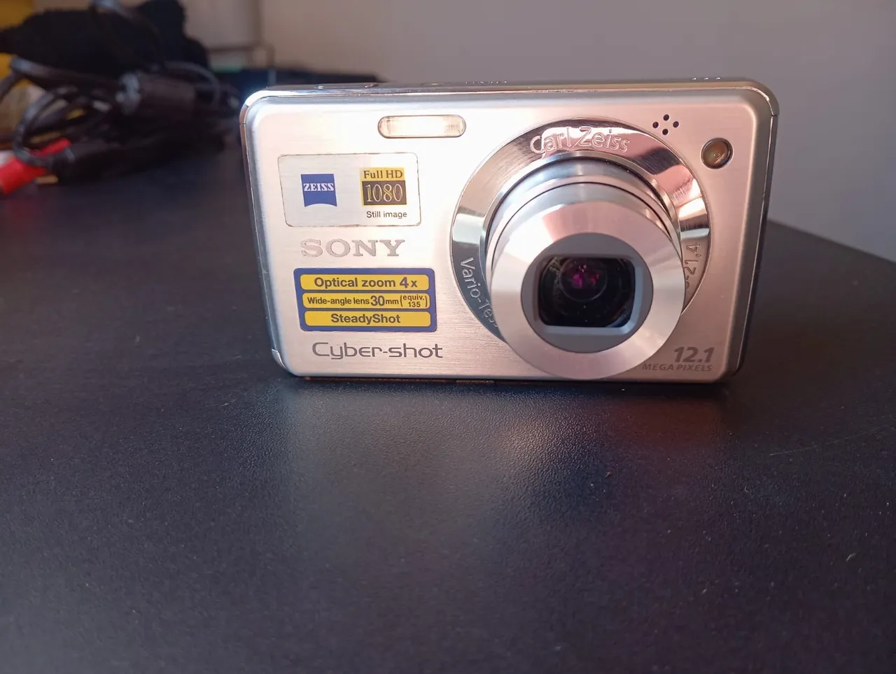 Câmera Digital Sony Cyber-shot 12.1MP Full HD