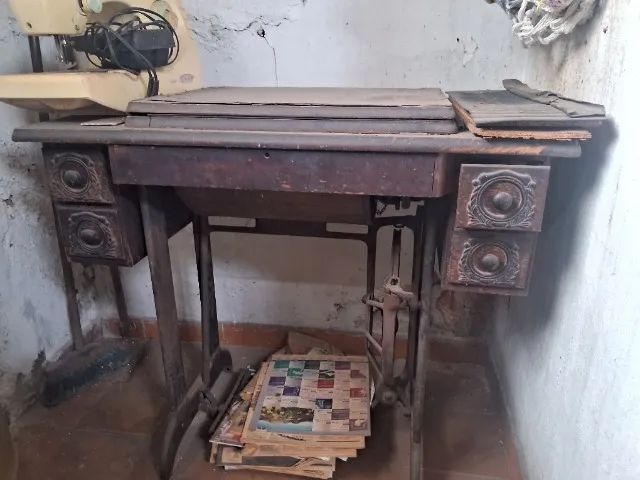 Máquina de costura, estilo retro