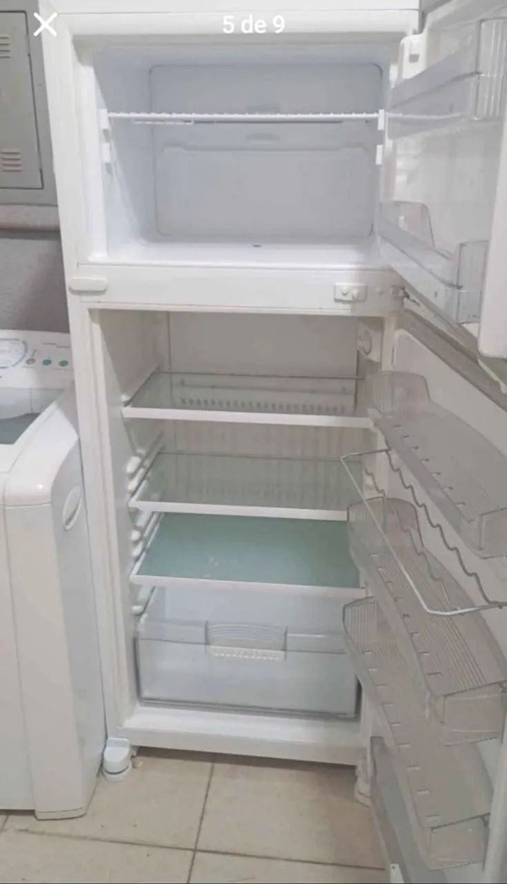 Geladeira + Lavadora de Roupa 12kg - R$ 1590 - Foto 2