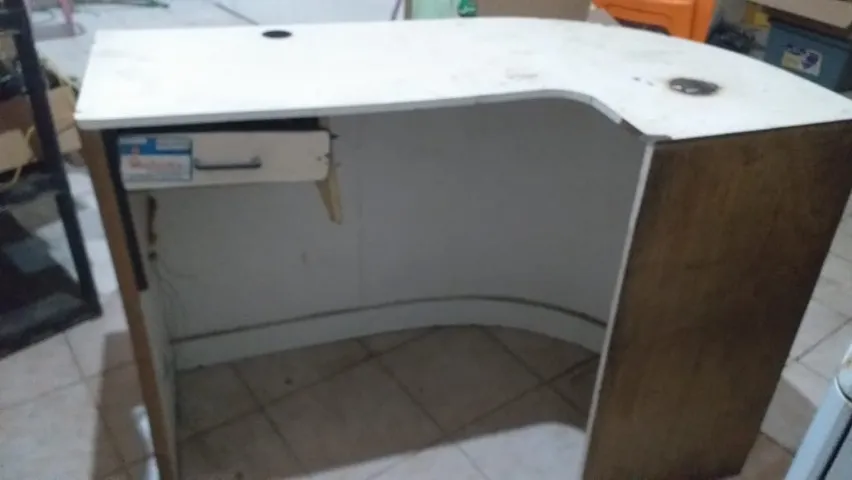 Mesa em L tipo Balcão
