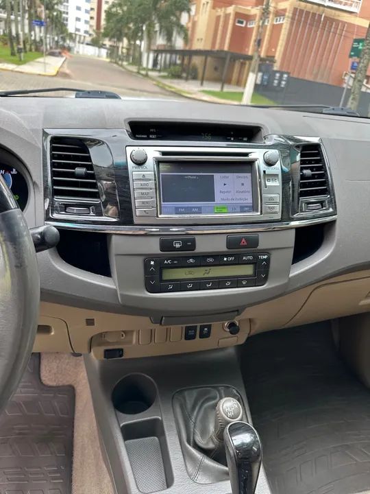 Toyota Hilux sw4 srv 3.0 diesel  - Foto 3