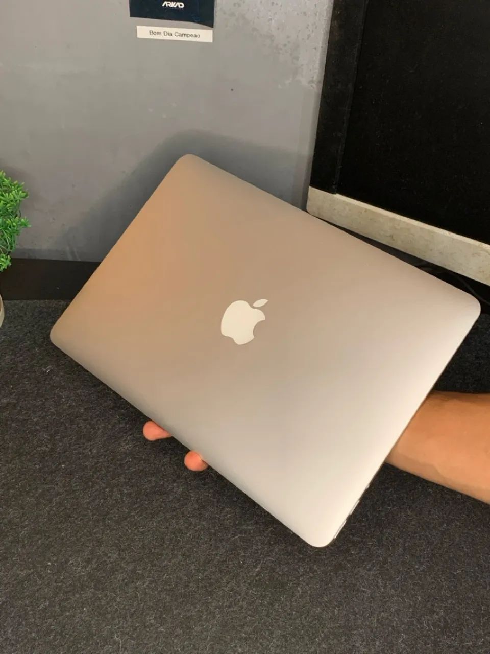 MacBook Air 2013 de 13 polegadas - 4Gb de ram, 128gb e processador