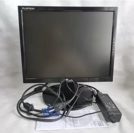 Monitor LG Flatron 15pol. c/ fonte original e cabos