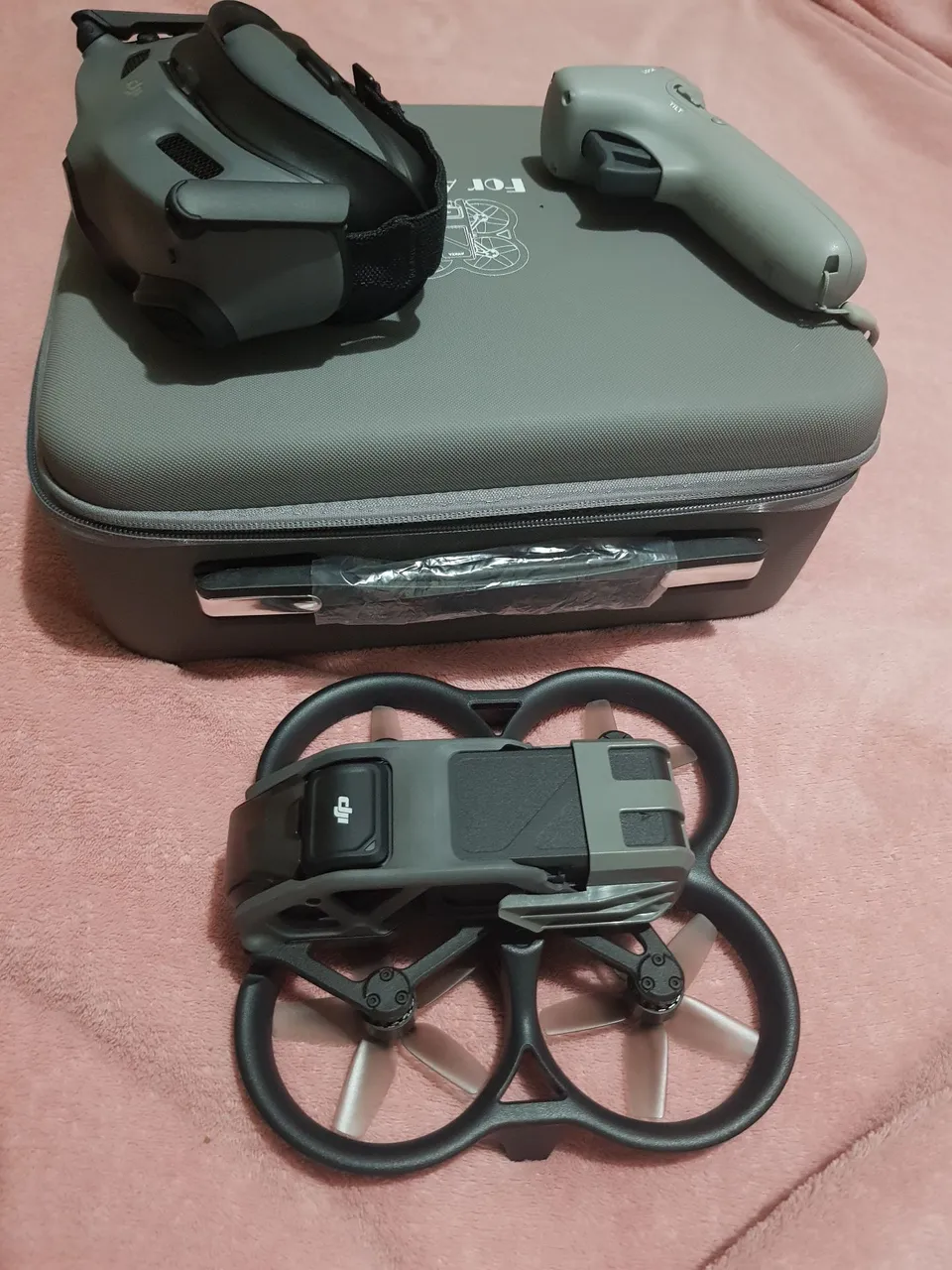 Drone DJI Avata + oculos íntegra + maleta + RC motion 1