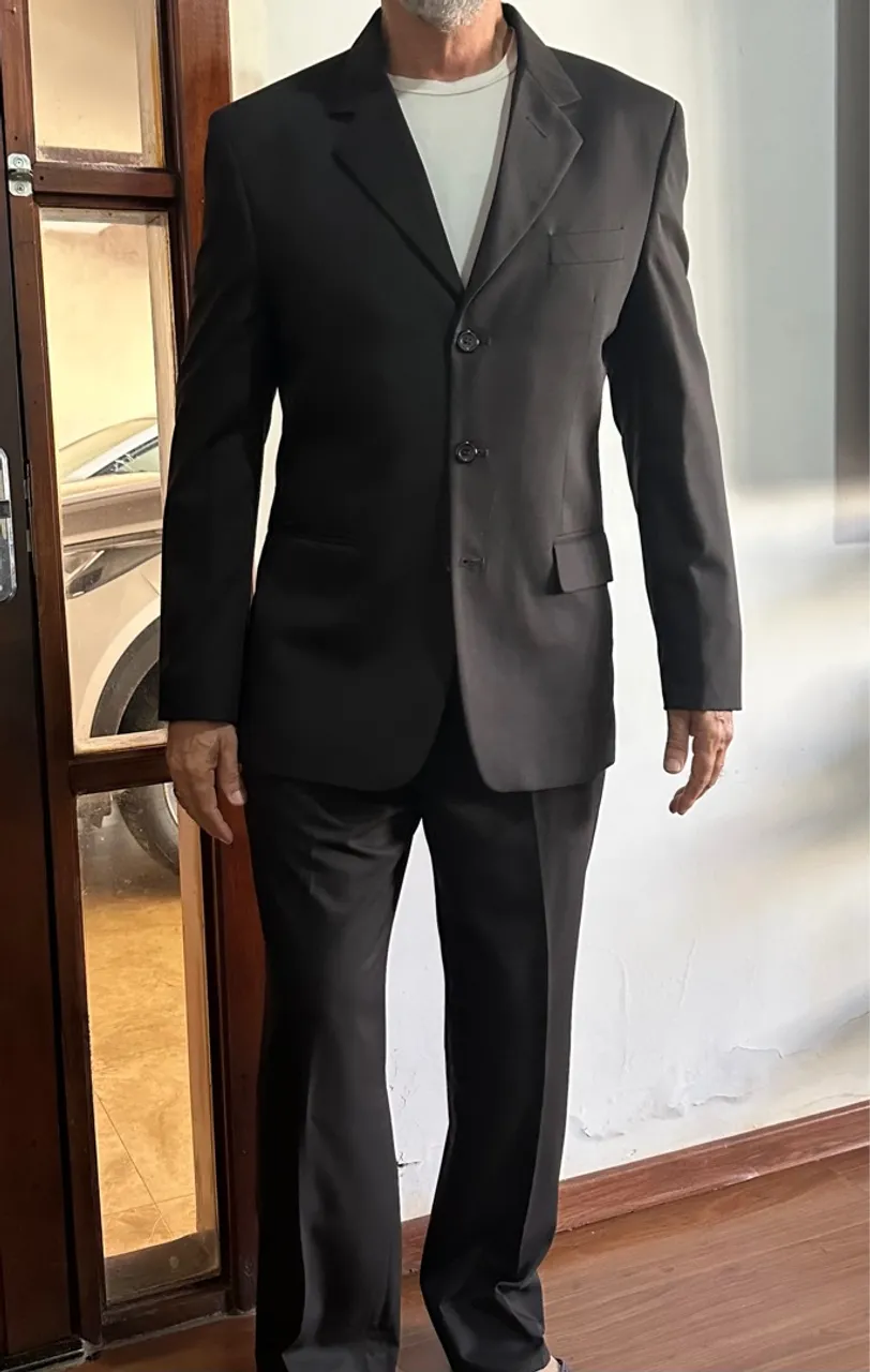 Terno Leandro Lourenço