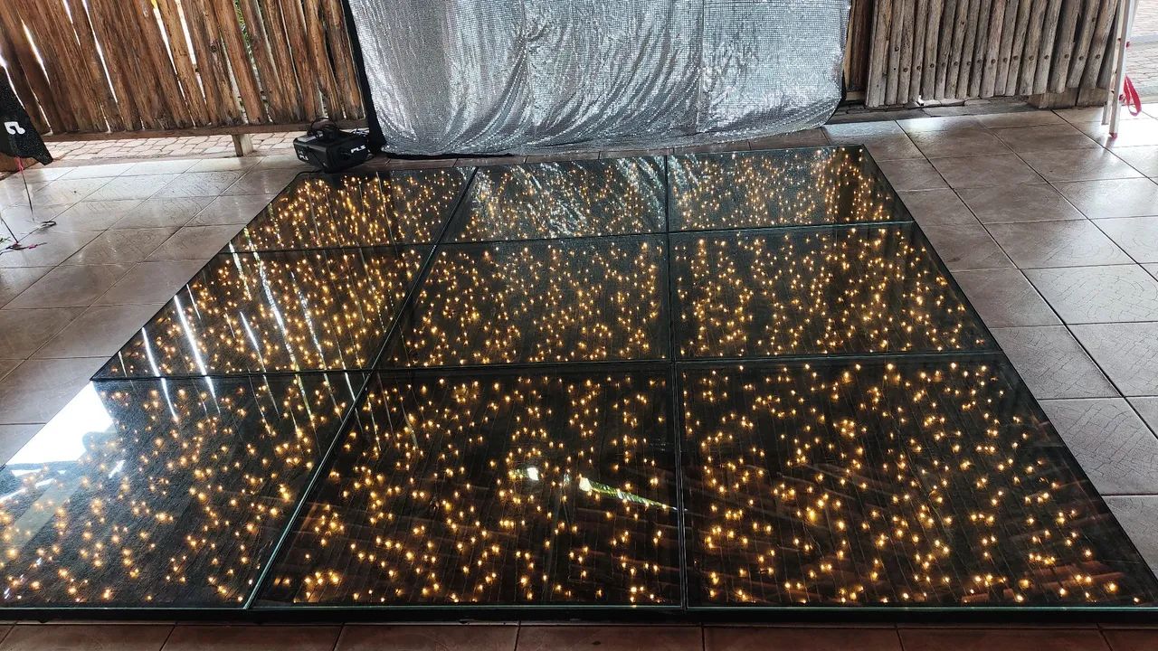 Locamos pista led.