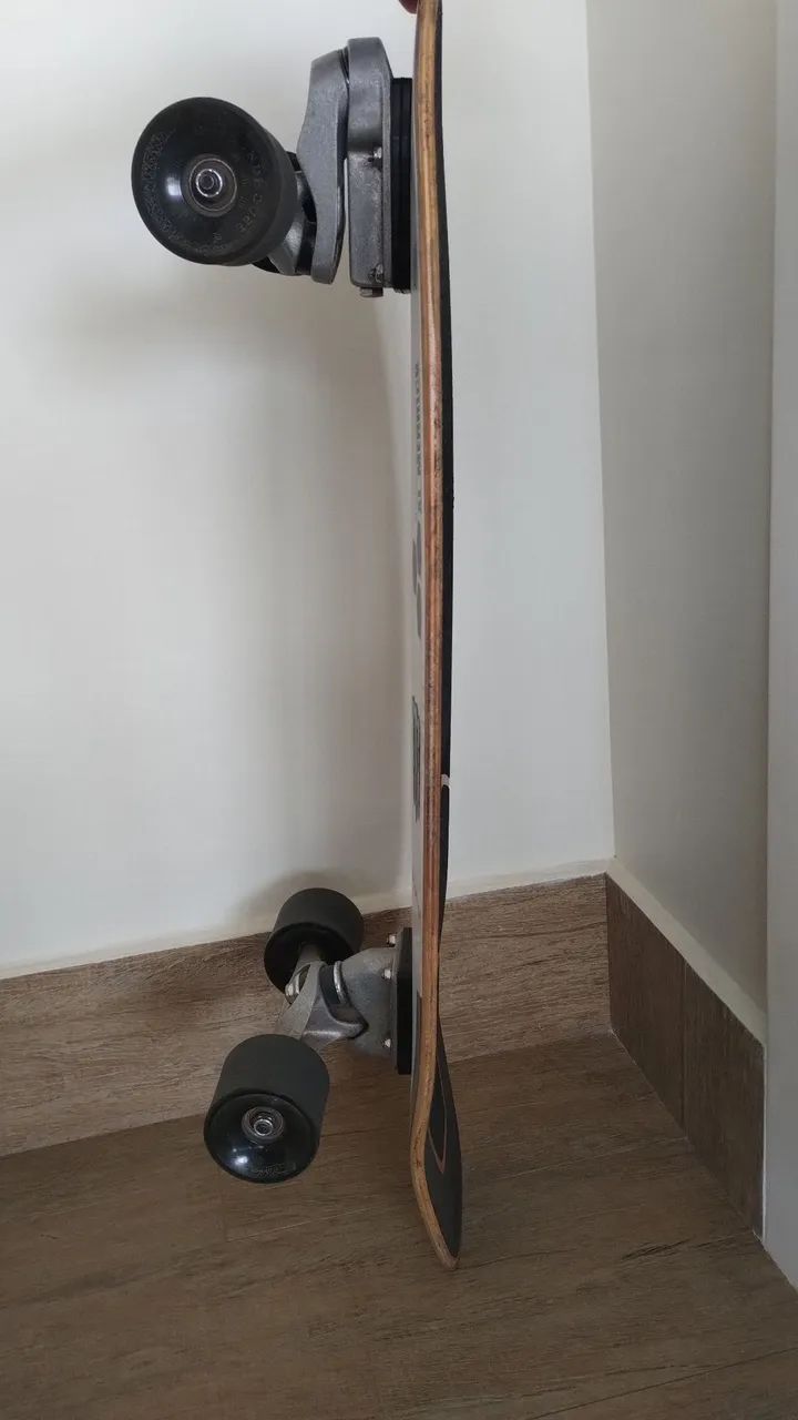 Skate Carver - Semi Novo - Foto 3