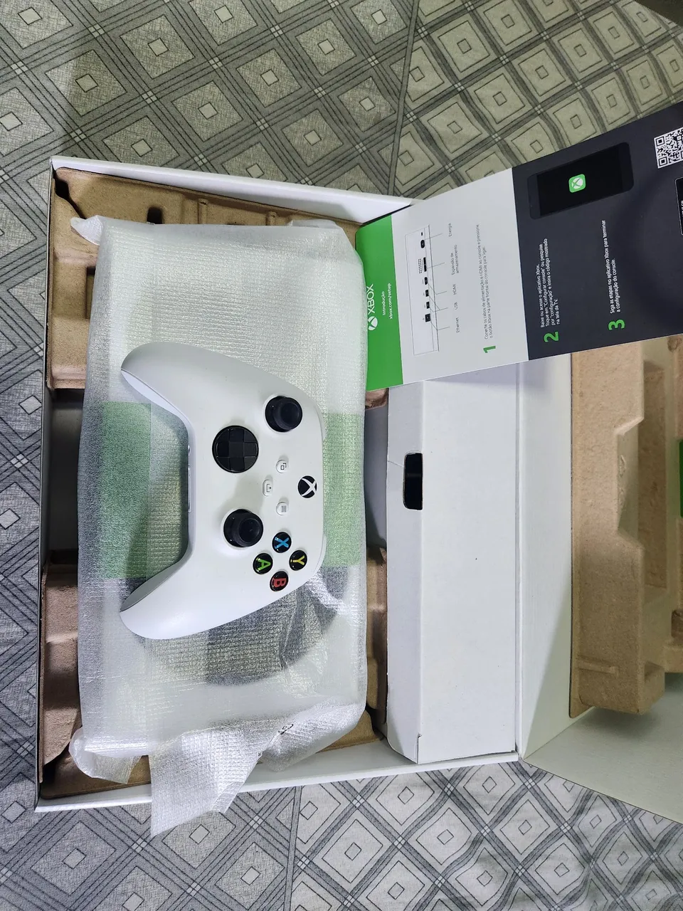 Xbox Series S - Novo na Caixa