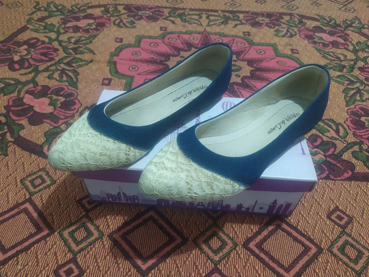 Sapatilha Feminina Azul e Bege - Foto 4