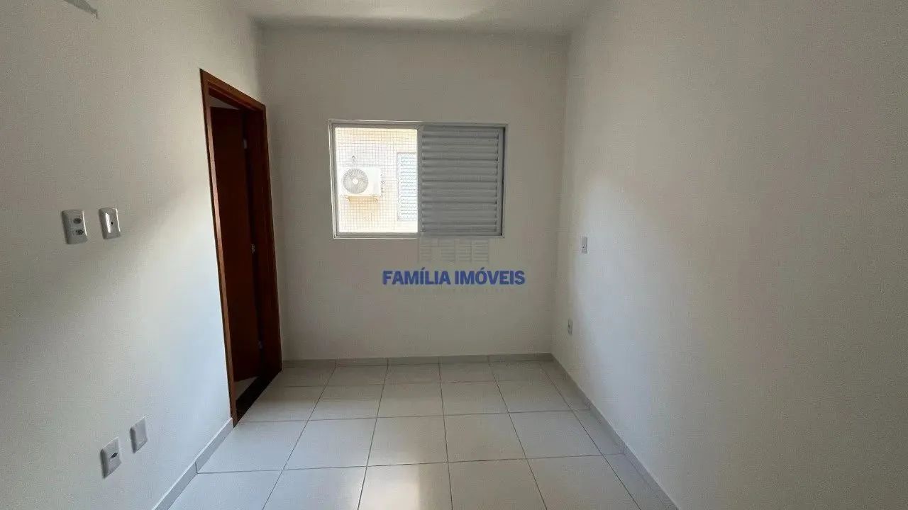 Sobrado novo à venda Santos Marapé 2 suítes quintal churrasqueira - Foto 9