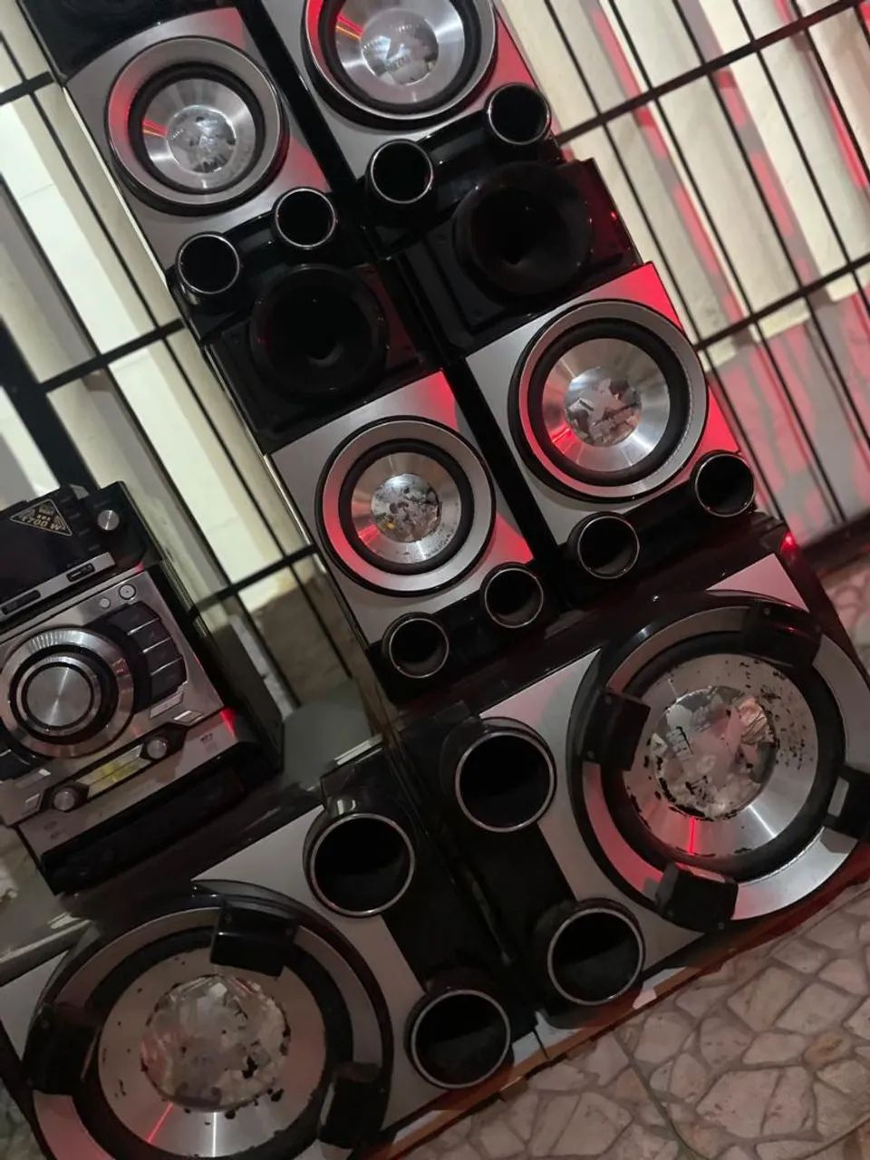 SUCATA (Som Lg cm9520)