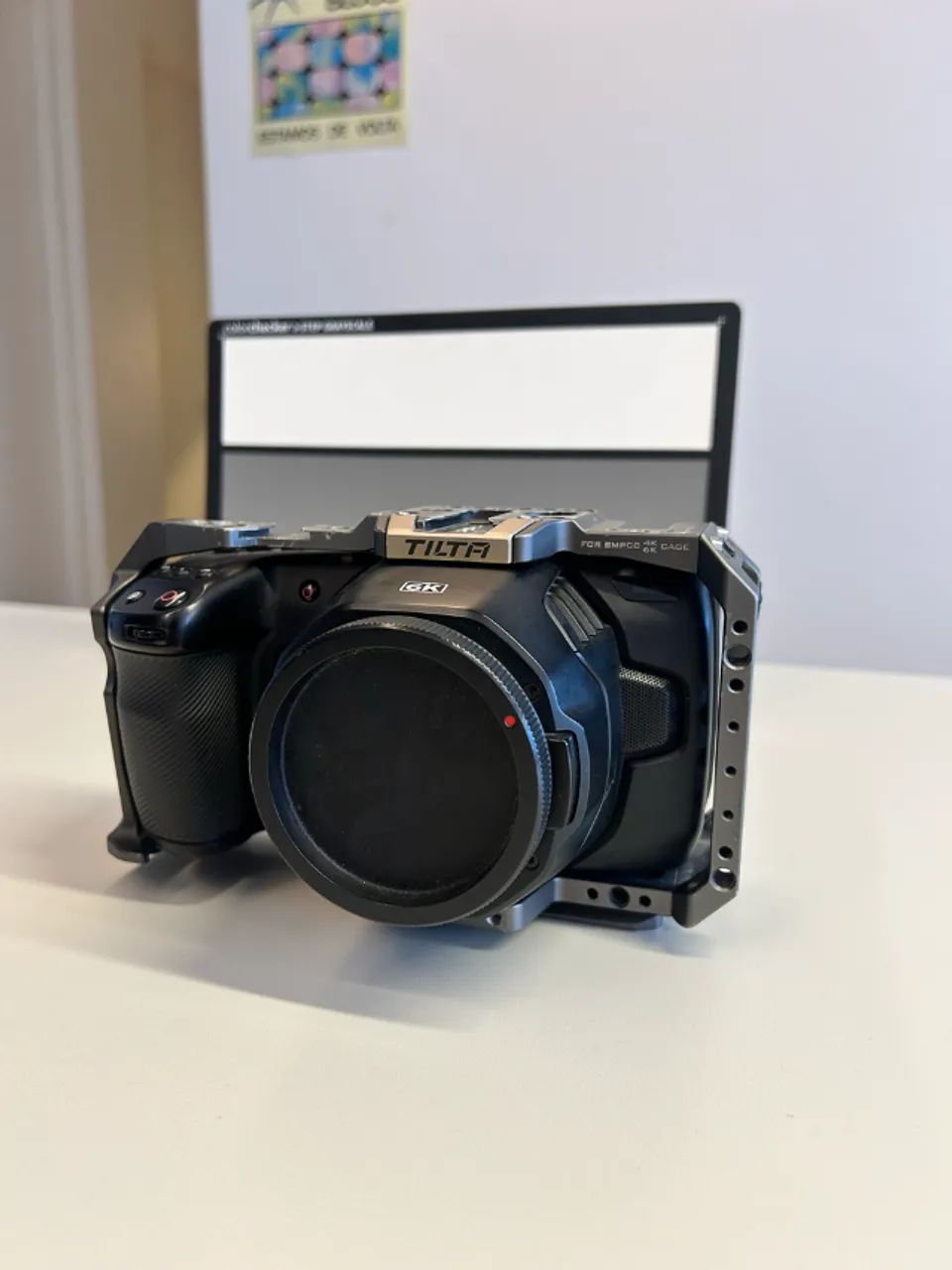 Câmera BlackMagic 6k - Kit com cage tilta + base tilta