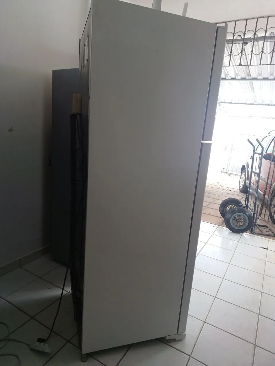 Geladeira eletrolux frost free 390lts  - Foto 2