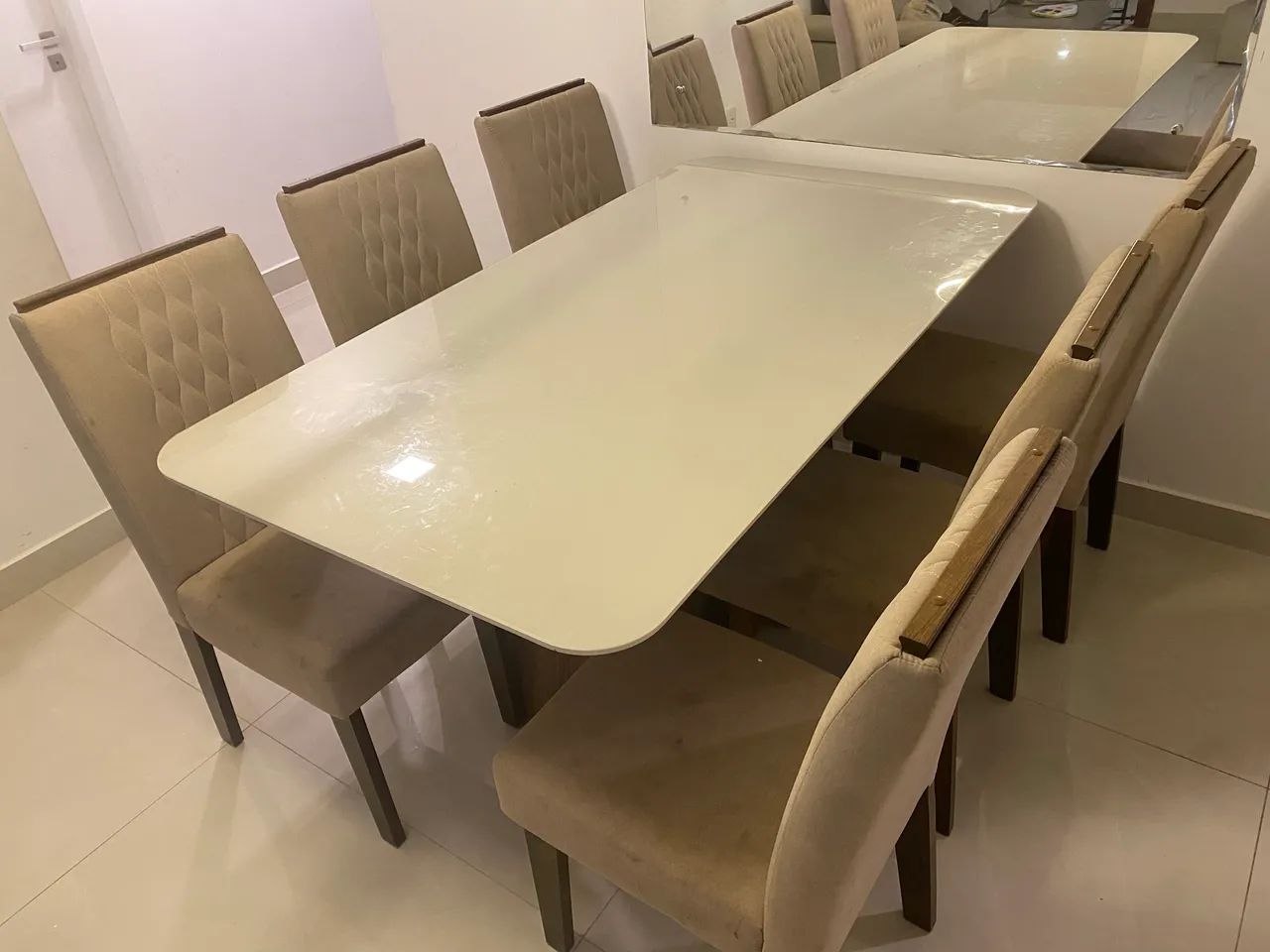 Mesa de vidro com seis cadeiras  - Foto 4