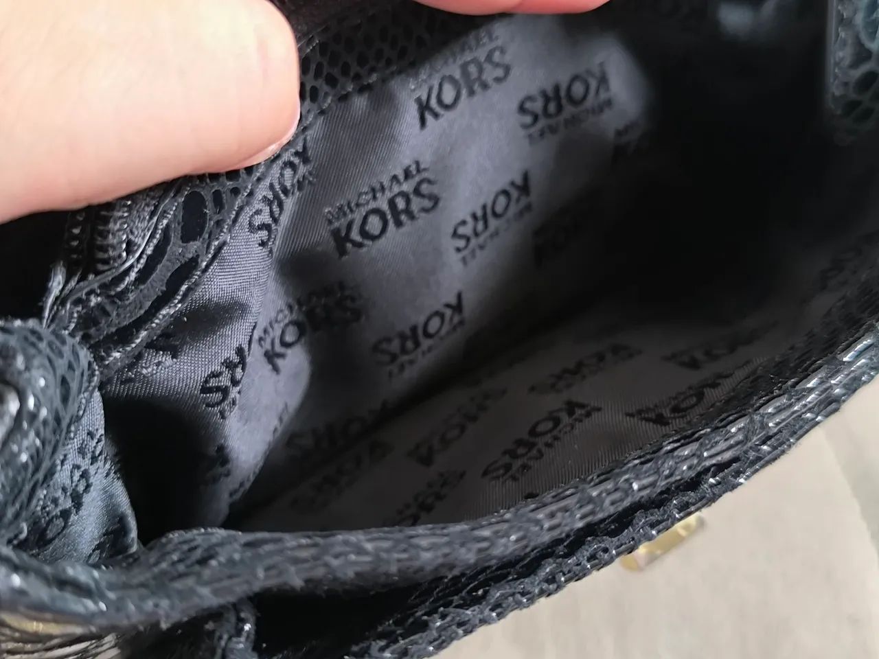 Bolsa couro legítimo Michael Kors preta ORIGINAL  - Foto 5