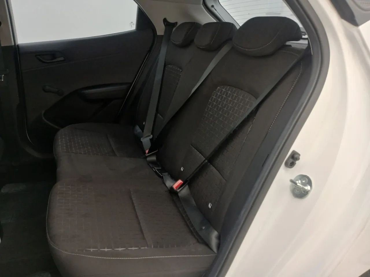 Hyundai HB20 Comfort 1.0 Flex 12V Mec., foto 17 de 18