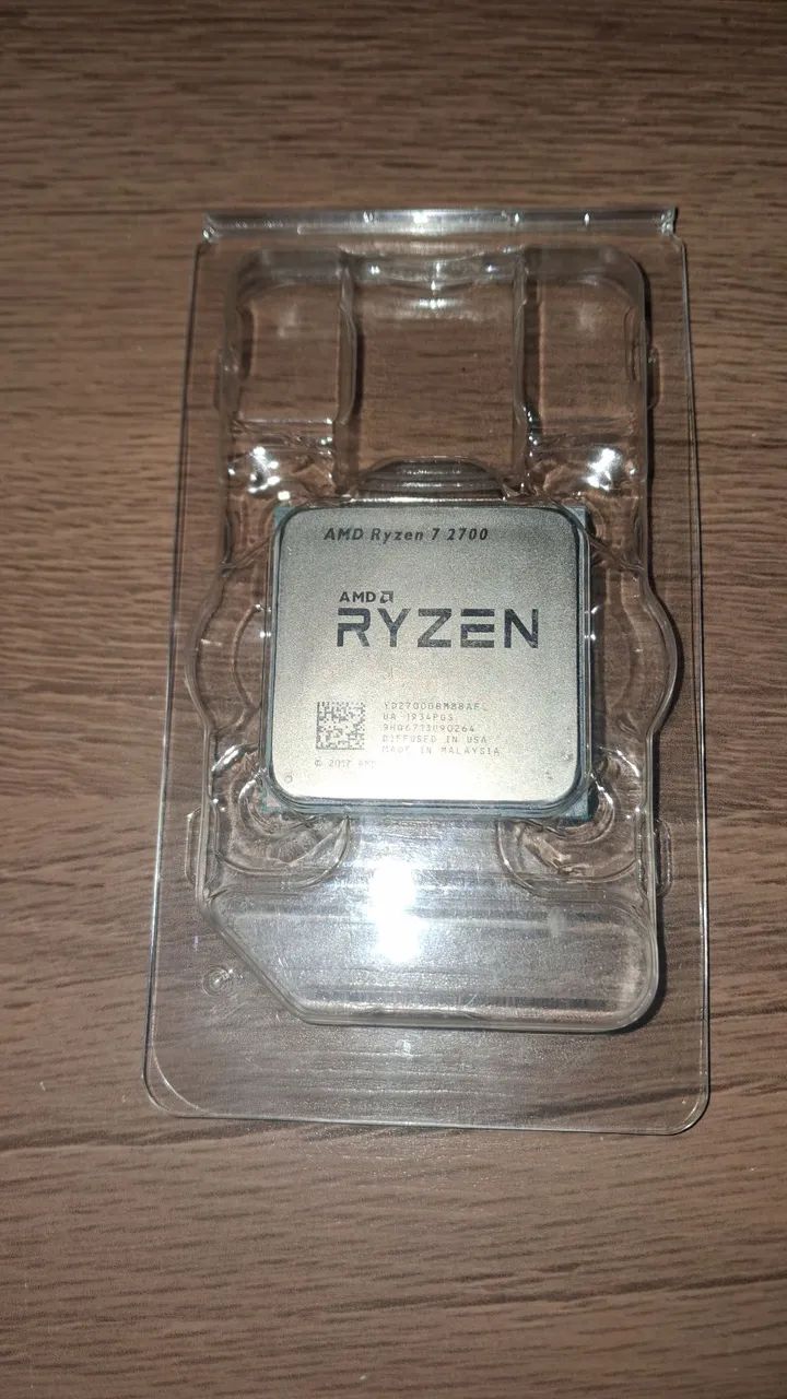 Ryzen 7 2700 - Processador  8 núcleos / 16 Threads 