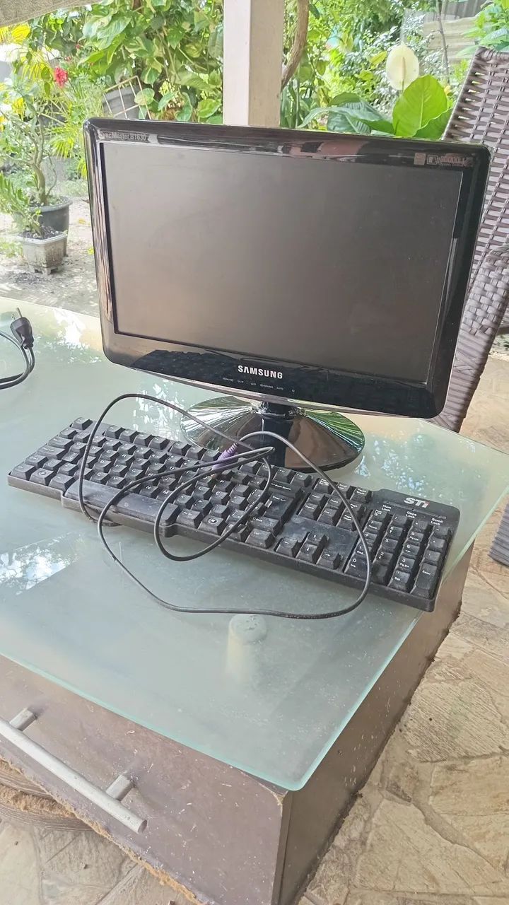 Monitor SAMSUNG + teclado SEMP TOSHIBA - Foto 3
