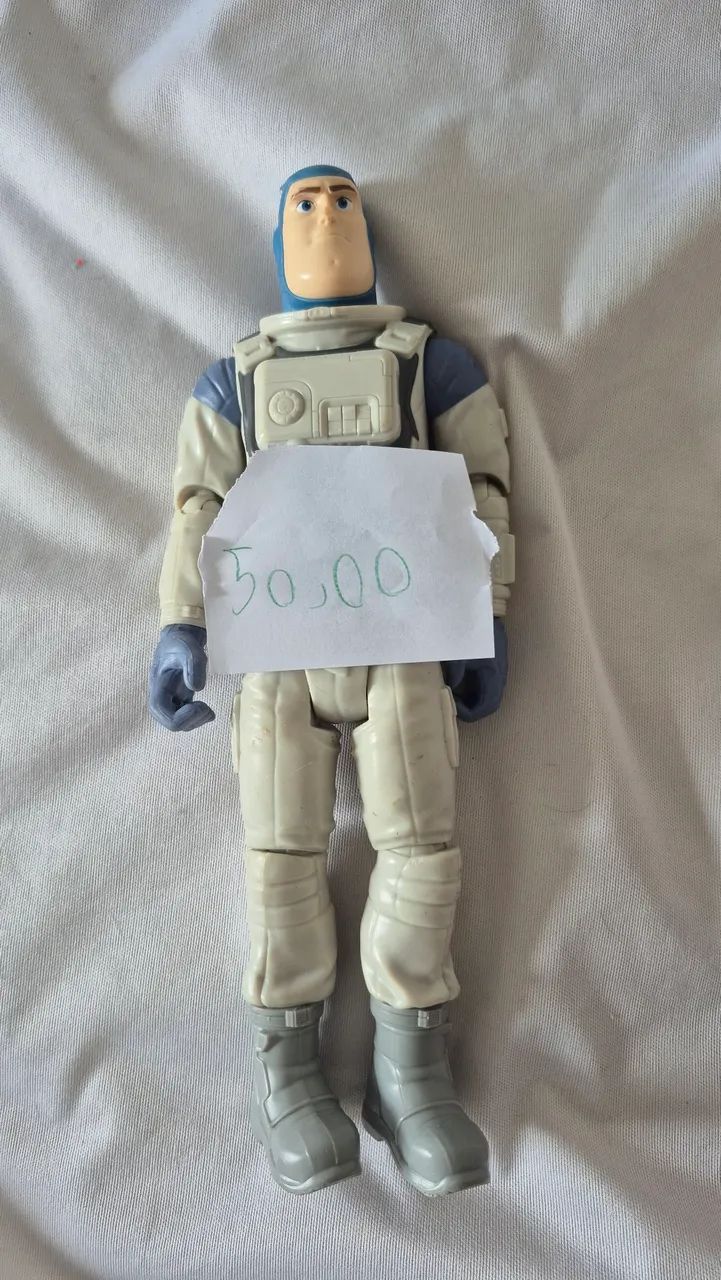 Boneco Toy Store
