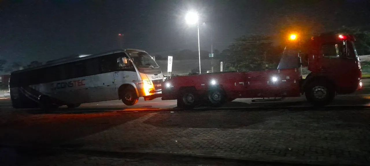 GUINCHO EXTRA PESADO MERCEDES ATEGO 2013 único dono - Foto 5